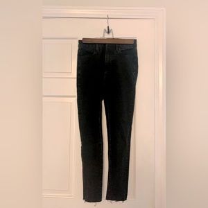 I’m selling a pair of American eagle super high-rise jeggings, size 0 short US.